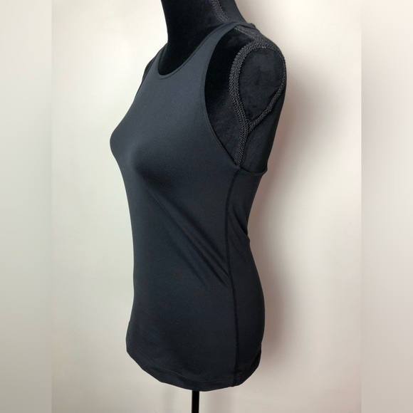 Under Armour All Season Gear Tank Top - Picture 2 of 5